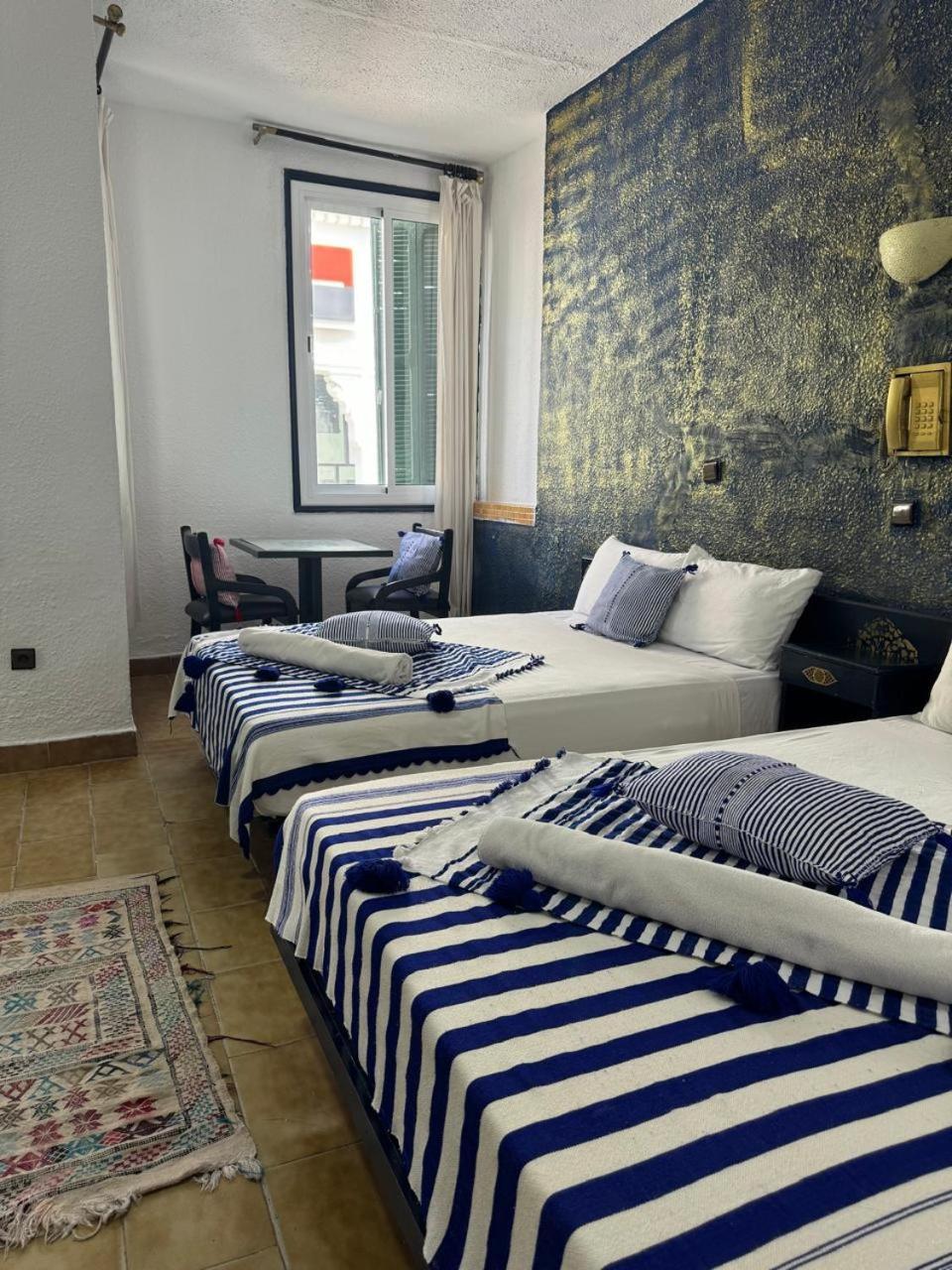 Hotel Regina Tetouan Bagian luar foto