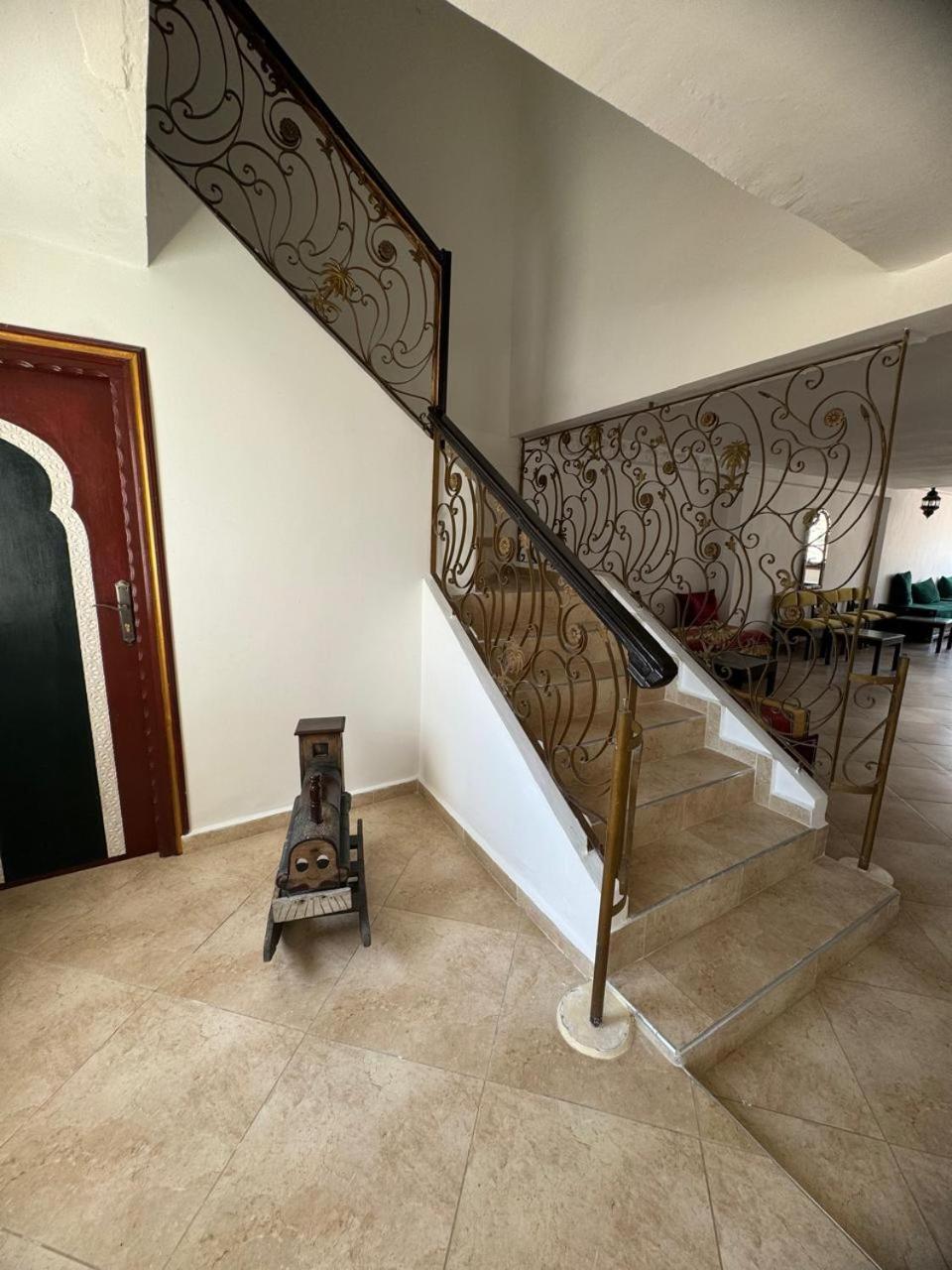 Hotel Regina Tetouan Bagian luar foto