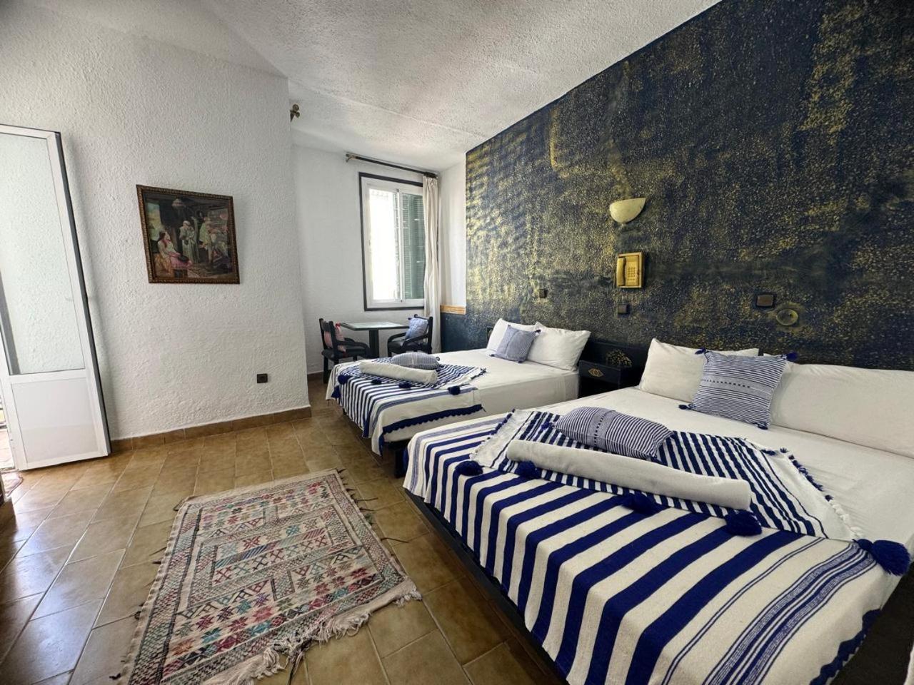 Hotel Regina Tetouan Bagian luar foto